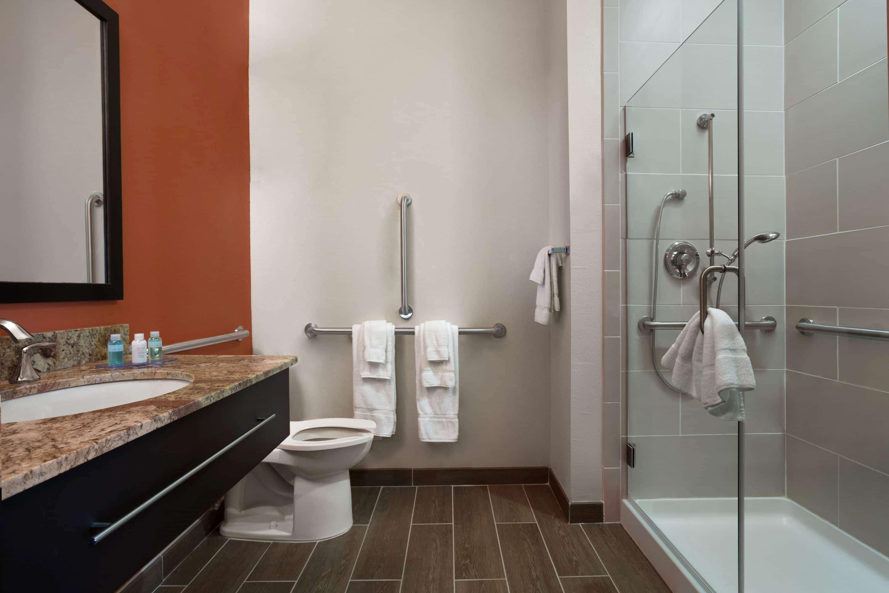 Baymont By Wyndham Hobbs Hotel Bagian luar foto
