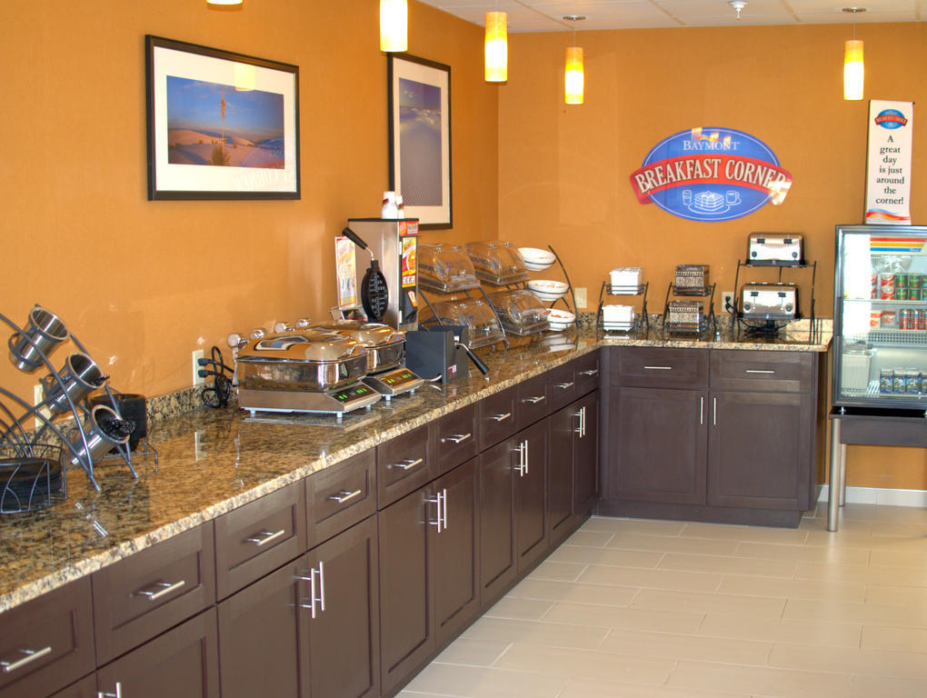 Baymont By Wyndham Hobbs Hotel Bagian luar foto